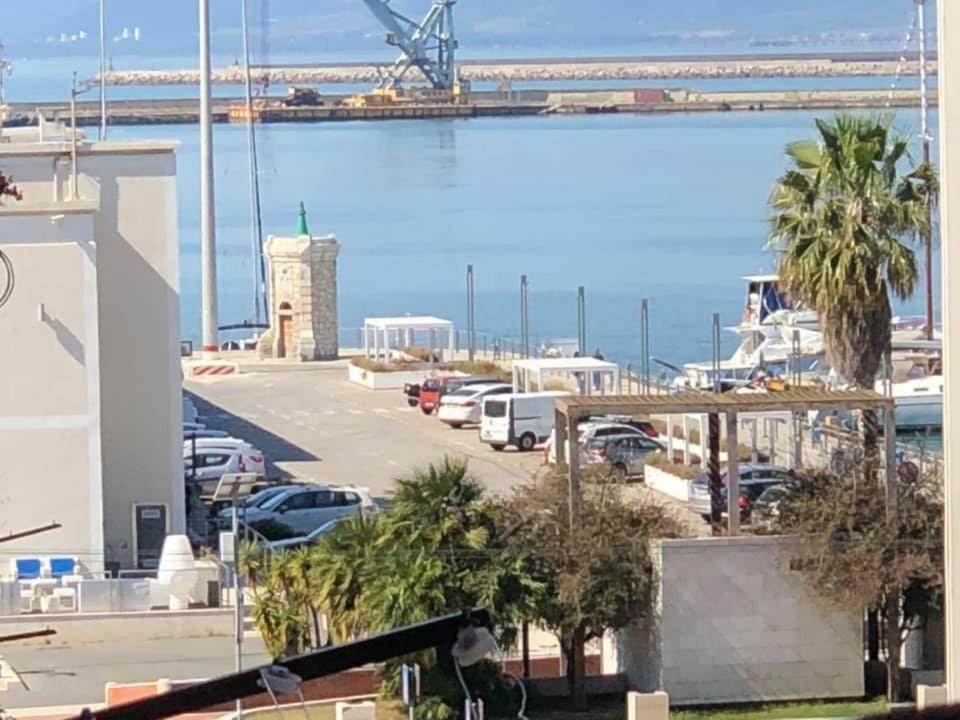 卡利亚里La Marina住宿加早餐旅馆 外观 照片
